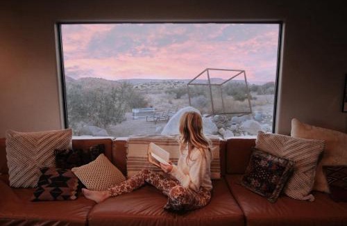 Pioneertown Casa | The Rockstar By The Cohost Company