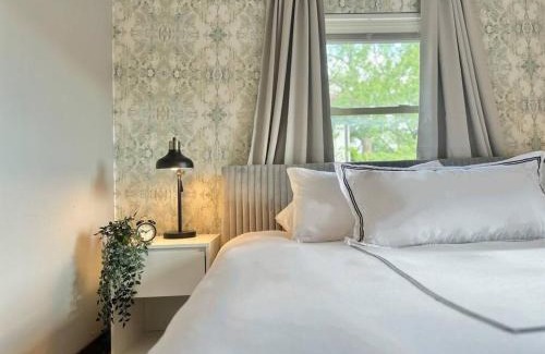 South Hills Casa | The Rogers at Mount Lebanon by Luxe PGH