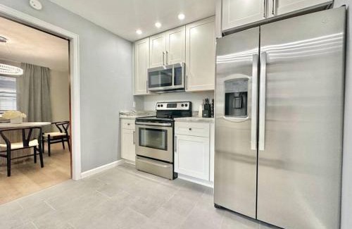 South Hills Casa | The Rogers at Mount Lebanon by Luxe PGH
