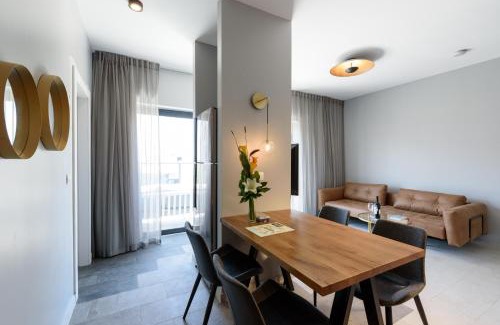 Tel Aviv Hotel | The Roof - By Sea Land Suites