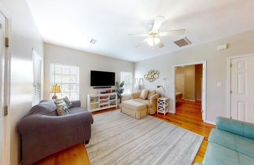 Fort Morgan Casa | The Rookery 702