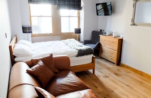 Hepworth Casa | The Rooms at the Nook
