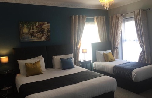 Kilcullen Cabina | The Rooms at The Spout