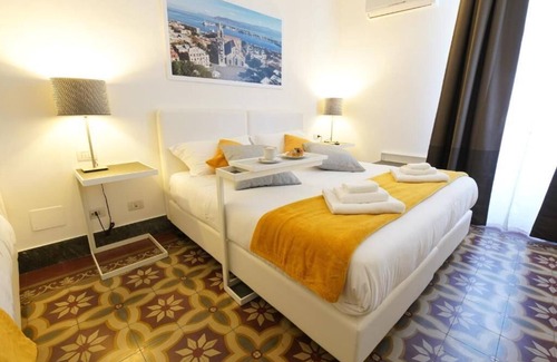 Messina Casa | Las habitaciones de Piazza Cairoli, Habitación Triple de lujo