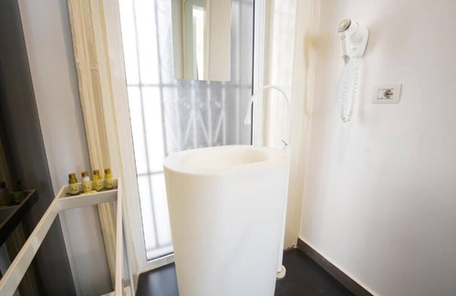 Messina Casa | Las habitaciones de Piazza Cairoli, Habitación Deluxe Doble o Twin
