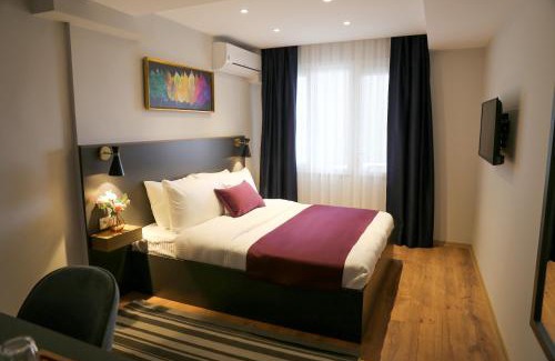 Cumhuriyet Hotel | The Roomy Hotel Şişli