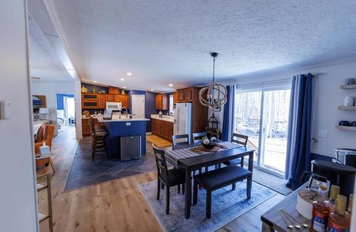 Baileys Harbor Casa | The Roost by Simple Life Rentals