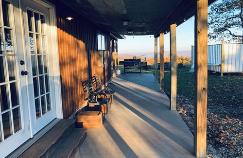 Compton Cabina | The Roost-Close to Buffalo River & Wilderness Rider