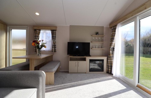 Compton Dundon Chalet De Esquí | The Roost - Family Friendly caravan near Glastonbury & Street