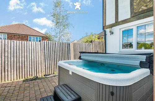 Brands Hatch Casa | The Roost Group - Brands Hatch 6 Bedroom Home