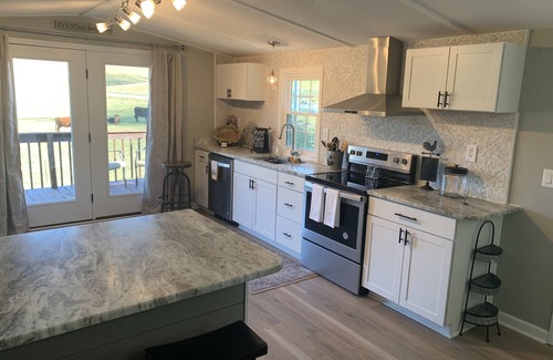 Clyde Casa | The Roost @ Happy Hollow Farms