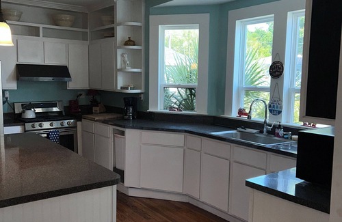 Umatilla Casa | 4 bedroom home sleeps 10