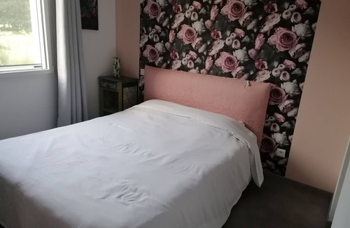 Saint-Paul-en-Born Cama Y Desayuno | The Rose Room