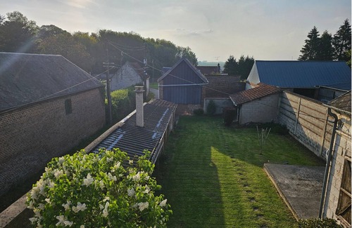 Mailly-Maillet Casa | The Roses of Remembrance, Les Roses du Souvenir
