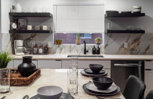Greenfield Casa | The Rosie Roots - Cozy Pet Friendly House