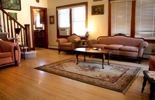 Gillette Casa | The Ross House 1930's Craftsman Style House