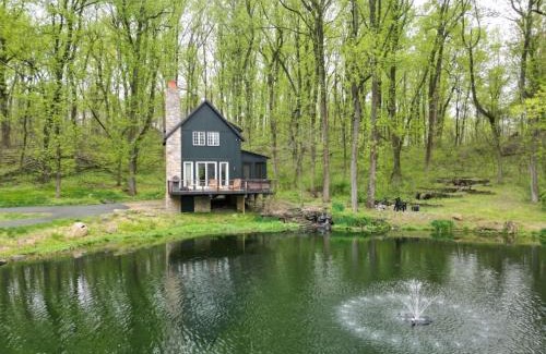 Wrightsville Casa | The Roundtop Chalet romantic couples getaway
