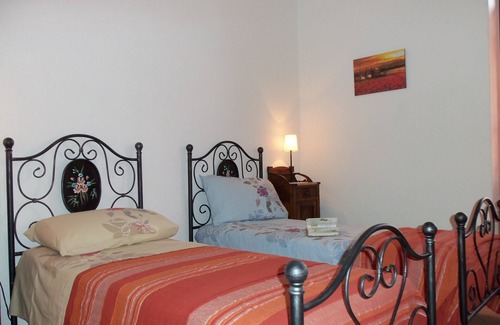 Garlenda Otro | The Row, comfortable apartment.