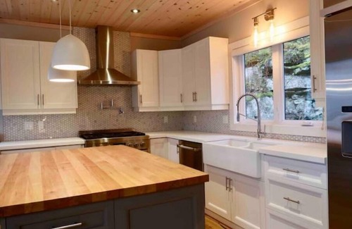 Utterson Casa | The Rowanwood - Muskoka Cottage Retreat