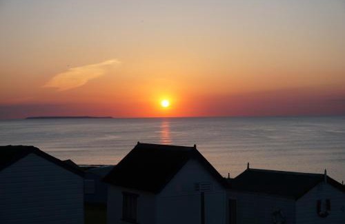 Westleigh Complejo | The Royal Clovelly caravan with sea views