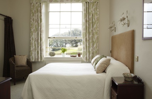 Ventnor Hotel | The Royal Hotel