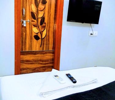 Hyderabad Hotel | THE ROYAL STAY In