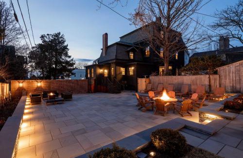 Newport Casa | The Royce - Two Luxury Family Homes in Downtown Newport