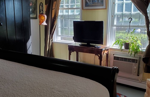 North Eastham Casa | The Rugosa Guest House