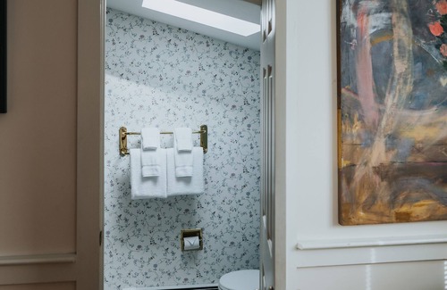 North Eastham Casa | The Rugosa Guest House