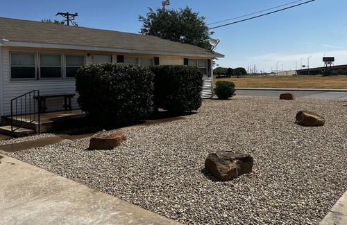 North by Northwest Casa | The Rustic Hippie 3 bed 2 bath near Tech and Medical District