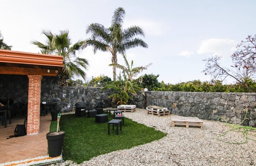 Santa Tecla Casa | LA CASA RÚSTICA DE POZZILLO-ACIREALE CON PISCINA COMPARTIDA