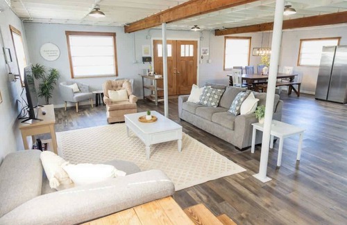 Plant City Apartamento | The Rustic Reed Barn