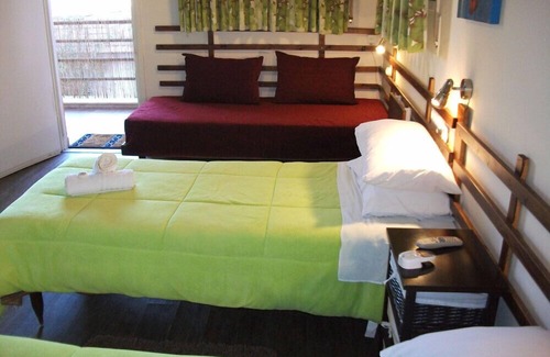 Safed Casa | The Safed Inn