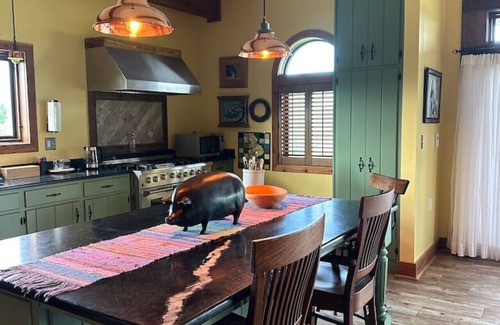 Bremo Bluff Casa | The Sage Cottage at Chevy Chase Farm