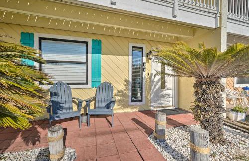 Holiday Beach Casa | The Sage PCB Family Getaway - Walk to Beach!