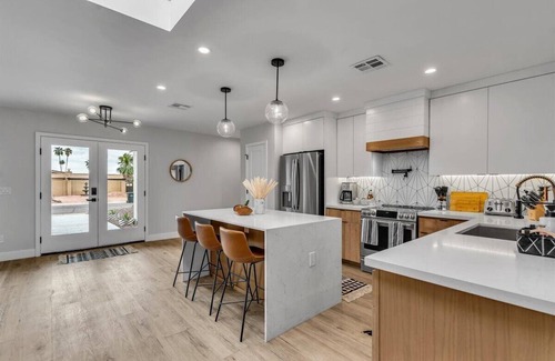 Raskin Estates Casa | 🌵The Saguaro Sanctuary! Relaxing Retreat with Heated Pool! 🌵With Casita!