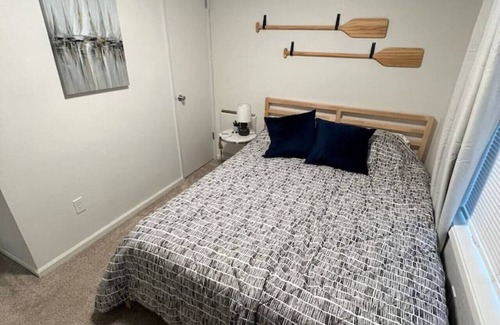 West Lake Stevens Casa | The Sail Away Townhome