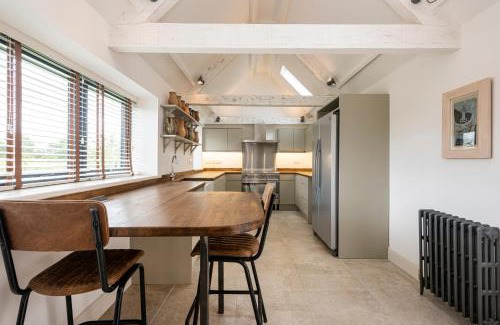 Wighton Casa | The Sail House