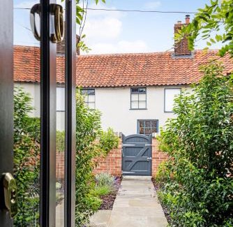 Wighton Casa | The Sail House