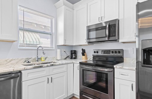 Tampa Apartamento | The Saint – 2BR Home | Central Tampa