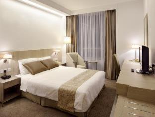 Tsim Sha Tsui Hotel | The Salisbury - YMCA of Hong Kong