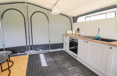 Llandrindod Wells Cabaña | The Salmon