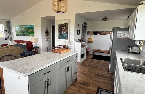Darnley Casa | The Salty Hook close to Thunder Cove Beach