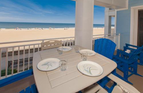 Sandbridge Apartamento | The Sanctuary - Footprints by the Shore B109