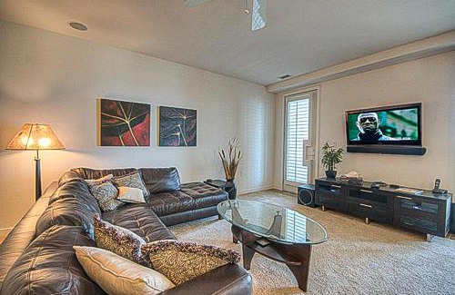 Sandbridge Apartamento | The Sanctuary - Sound Waves 132B