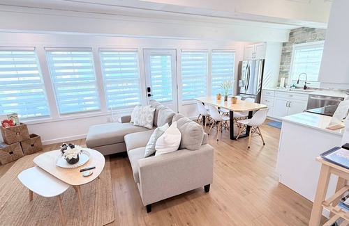 Port Franks Casa | The Sand Dollar Beach House