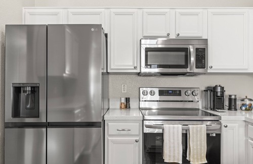 Fletcher Heights Casa | The Sandlot: A Beautifully Remodeled Family Safe Retreat Home Great Neighborhood