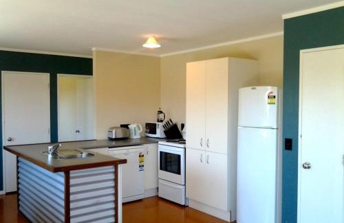 Matarangi Casa | The Sands - Matarangi Holiday House