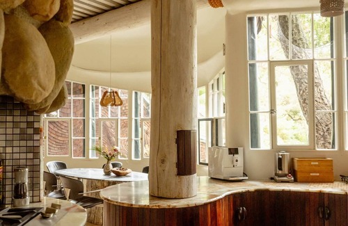 Mission Canyon Casa | The Santa Barbara Whale House