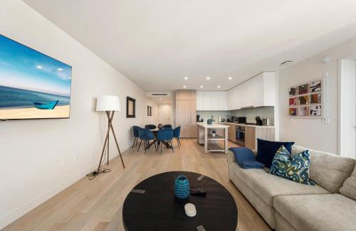 Downtown Apartamento | The Sapphire Nest - Spectacular Rooftop Amenities Ocean views 2BR